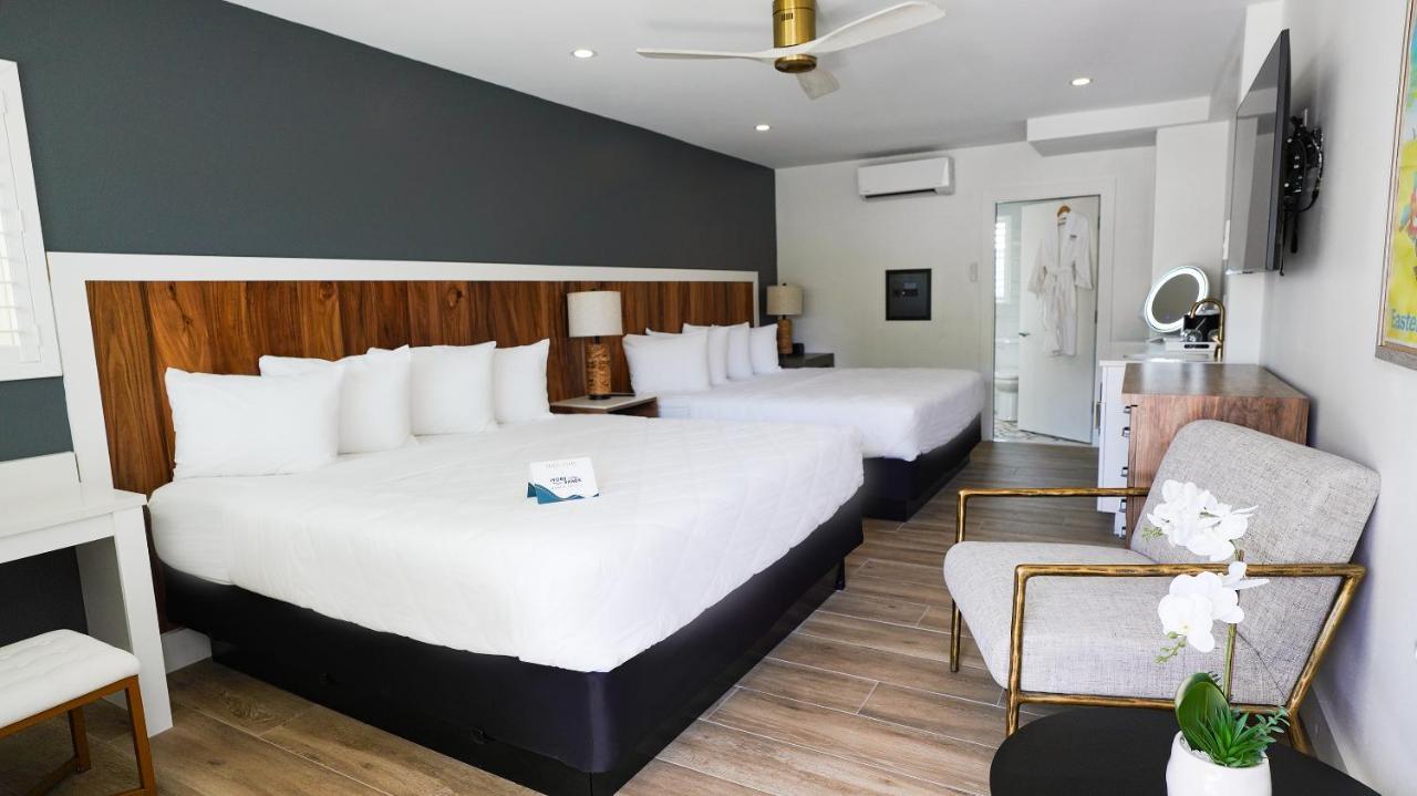 Ivory Sands Beach Suites クリアウォーター・ビーチ エクステリア 写真